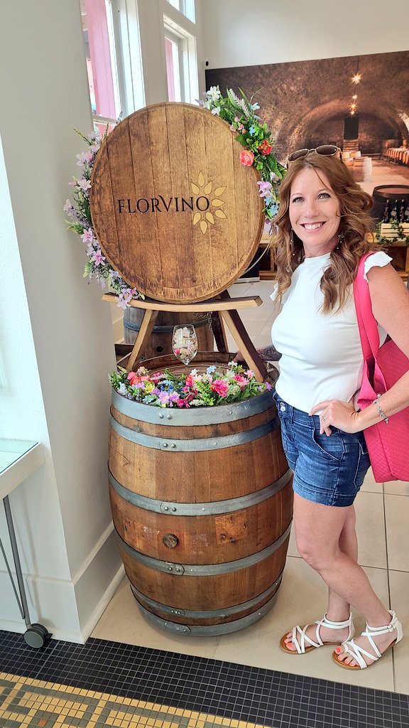 Wine tasting time!! #Galveston #wineme #florvino