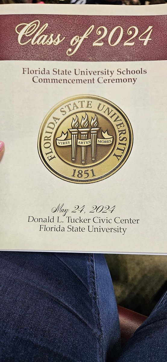 atankard74's tweet image. It's that Time!! Congratulations to my lil cousin @Micahi_Danzy ! 🎓❤️💛❤️🎓 #Classof2024 #FSUS