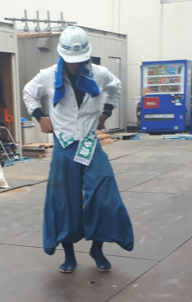 aka_doka's tweet photo. おはようございます。
3超が午前08時43分をお知らせします。
皆さん良い週末を‼️😀

さて今日も3超なのですが、今日は1段と珍しく「博多鳶」です。昨日の寅壱と、やはりデザインが違いますね！タオルもお揃いで博多鳶ですが、どこで買ったのか気になります。
昔に戻った感覚になった二日間でした🙂 https://t.co/3ZlJuU7KK5