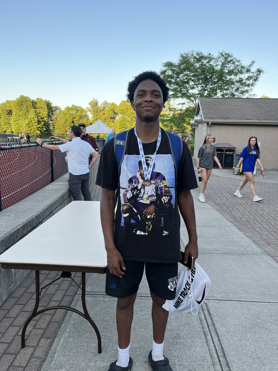 Senior Earl Pemberton Jr. caps off a great  triple jump season placing 8th at the Division 1 state meet jumping 41’11” Congratulations Earl!! 

<a href="/DWillisET/">David Willis</a> <a href="/tomryanmethuen/">Thomas Ryan</a> <a href="/MPS_MethuenHigh/">Methuen High School</a>
