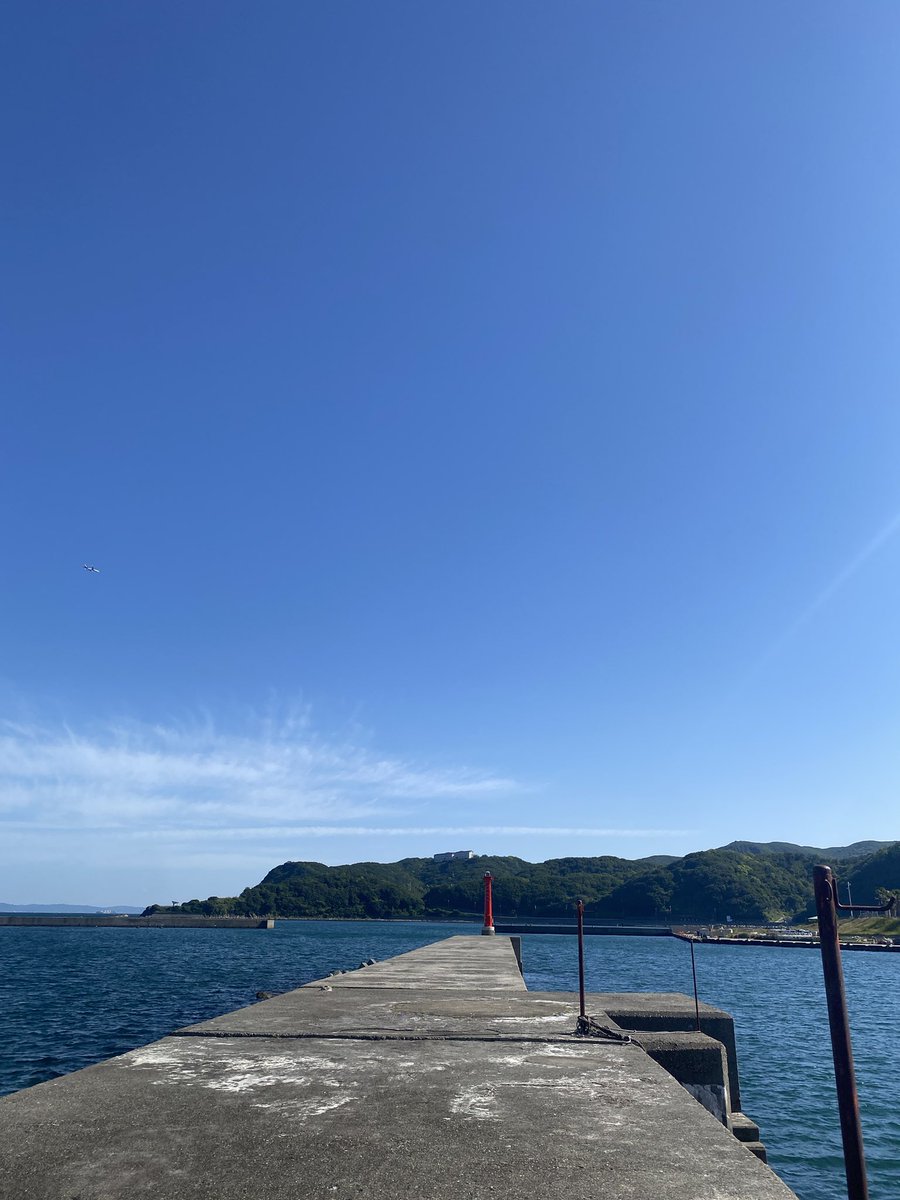 本日のロケ地
和歌山県はサマータイムレンダの聖地でもある友ヶ島、加太近郊

風強すぎてレフ板持つだけでFly away