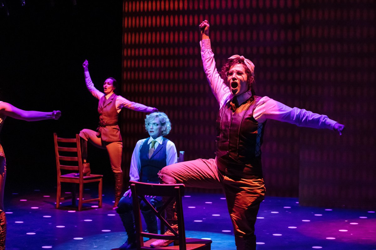 Liz Nicholls tweet media