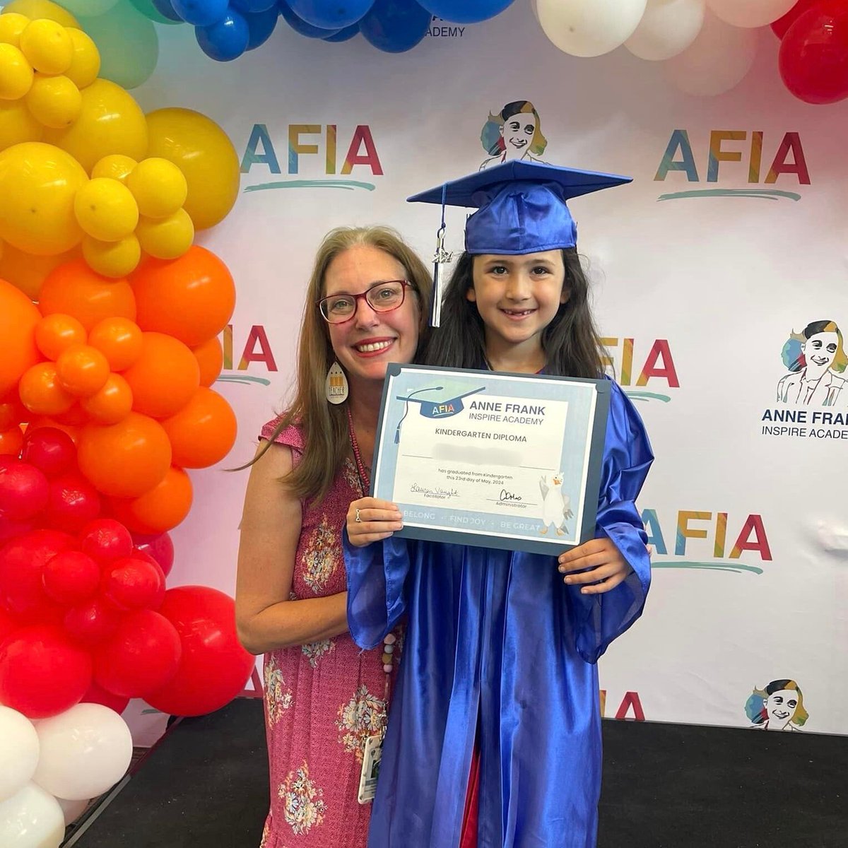 Anne Frank IA tweet media