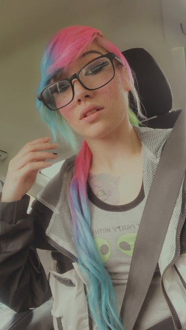 Main Onlyfans  https://t.co/68CW2m6iJW   Free censored page  https://t.co/09AEjrUrEC  Cashapp: $Neonbunni<a href="/tag/cute"class="tags"><span>#cute</span></a><a href="/tag/follow"class="tags"><span>#follow</span></a><a href="/tag/foryou"class="tags"><span>#foryou</span></a><a href="/tag/gamer"class="tags"><span>#gamer</span></a><a href="/tag/asian"class="tags"><span>#asian</span></a><a href="/tag/trend"class="tags"><span>#trend</span></a><a href="/tag/alt"class="tags"><span>#alt</span></a>