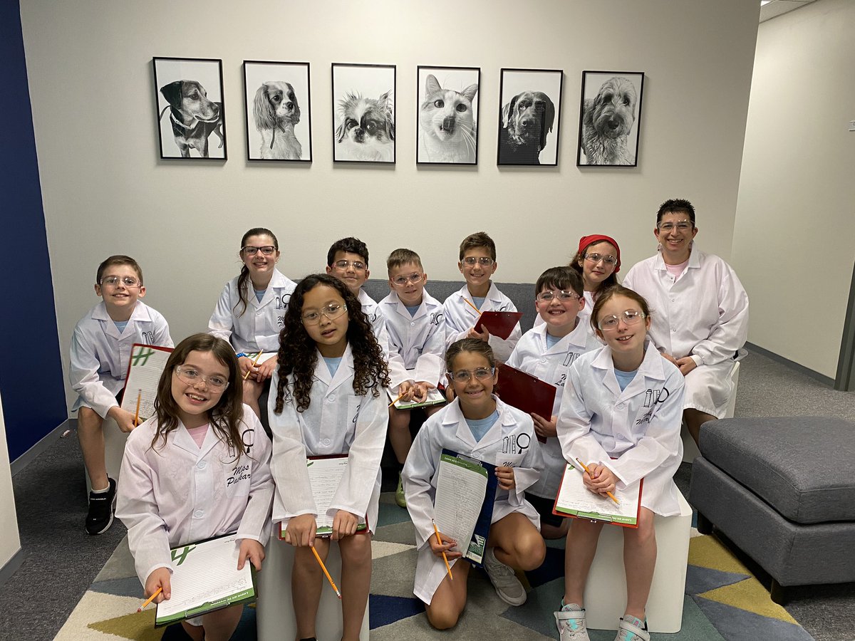 4th grade National Honor Society students toured a laboratory today.