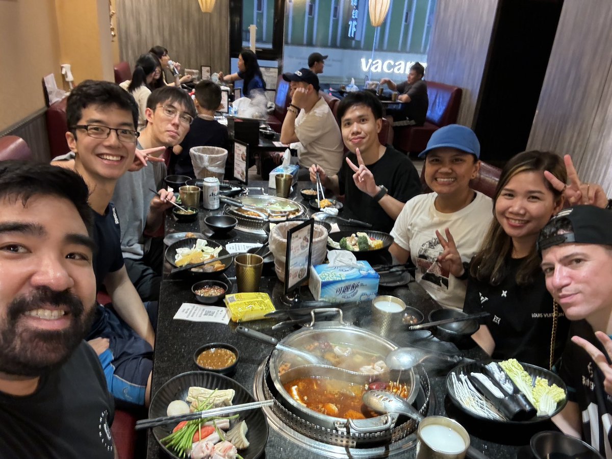 BigYamaDDR's tweet image. 🇹🇼 DDR meetup in Taipei was a success last night! 🥰
Tried out the new gold cab at X50 and it seemed to be treating us very well 🥳
Thank you @Charlenect1210 @El_Estepper @arturiaia and Brook for making us California folk (@kaberosi @ando_ddr @daw9801) feel welcome!