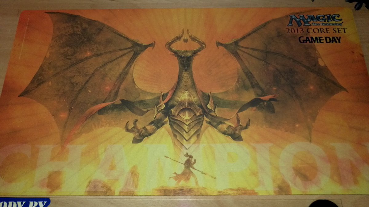 Dra8er's tweet image. Some #FridayNightMagic on the Front Porch 

#FrontPorchMagic