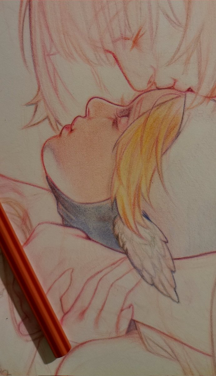 struggling to find motivation to complete this but i finally got a good picture of my farcille wip..
kinda-