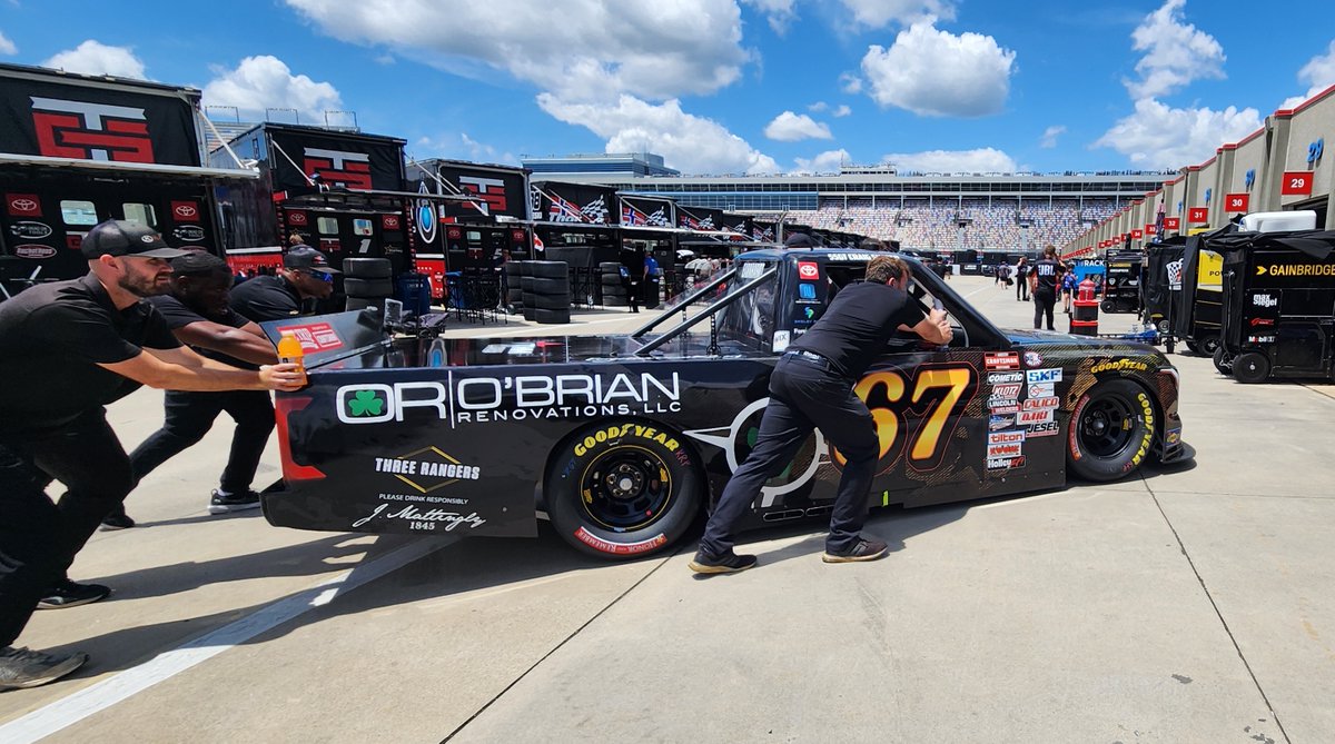 Green-and-white checkered on Stage 2, P33, lost a lap at the line there by less than half a truck-length. We are still working to get that tight-handling condition out of the truck. Track bar and another packer adjustment coming up. #NASCAR #NCEducationLottery200 #ServiceK9