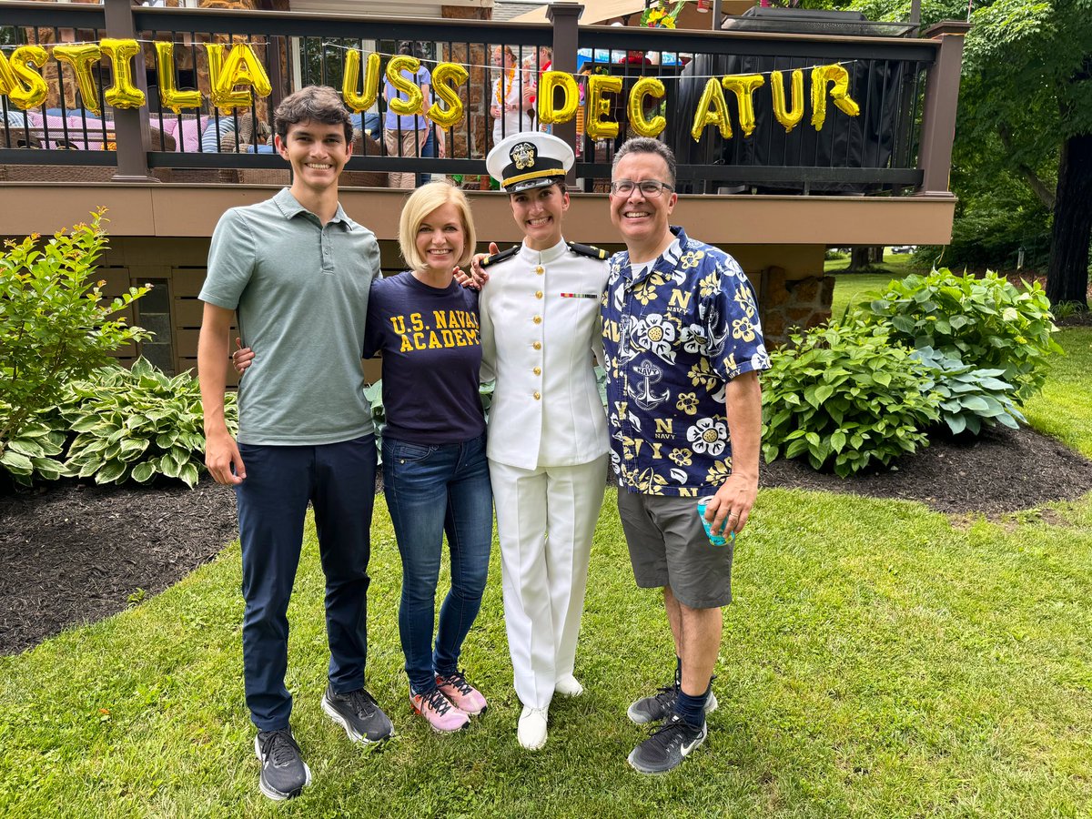 One of the best days! Congratulations to the @NavalAcademy Class of 2024 & our favorite Ensign @LivyCastilla!