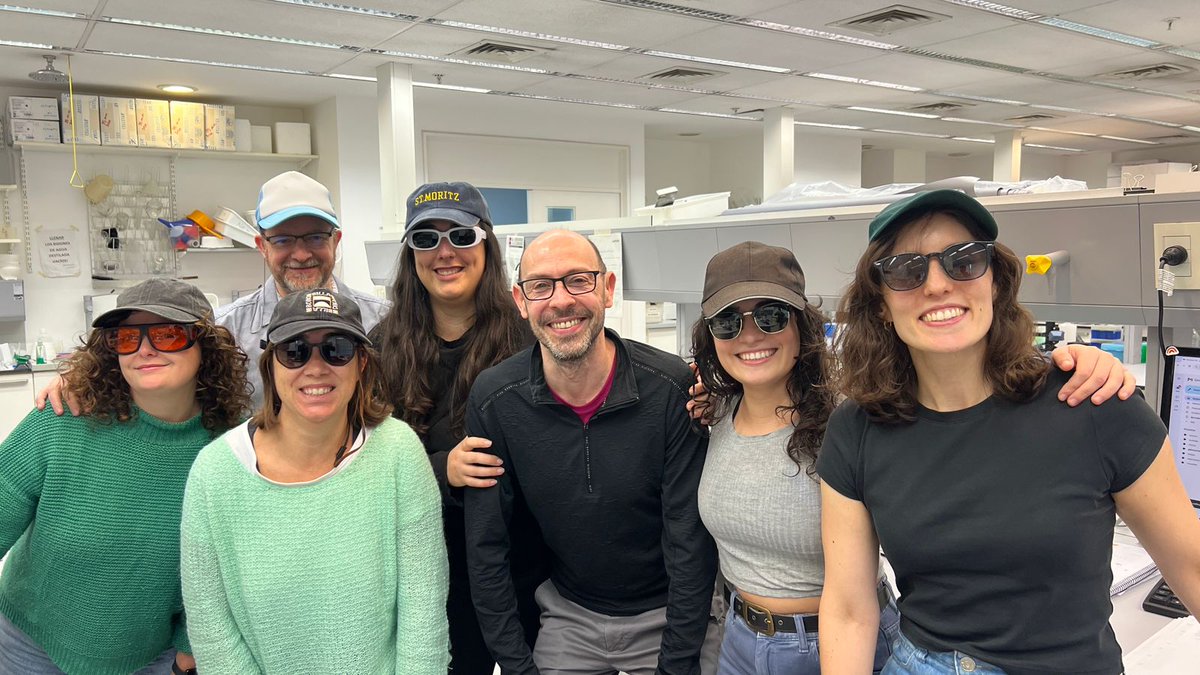 Sebastián Giusti (@sebasgiusti) on Twitter photo Special thanks to Damian Refojo for putting together this amazing TEAM: I love U guys! Nothing would have been possible without your support!! Vamos <a href="/IBioBA_MPSP/">Instituto de Investigación en Biomedicina de BsAs</a>💪 Special thanks to Damian Refojo for putting together this amazing TEAM: I love U guys! Nothing would have been possible without your support!! Vamos <a href="/IBioBA_MPSP/">Instituto de Investigación en Biomedicina de BsAs</a>💪