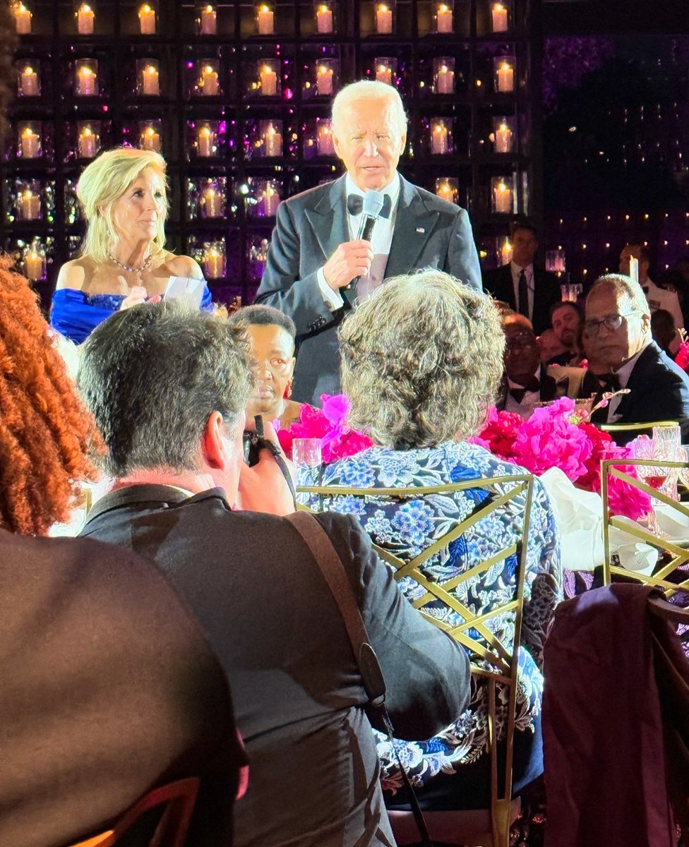 Alex Soros (@alexandersoros) on Twitter photo Kenya state dinner at the White House in honor of Kenyan President <a href="/WilliamsRuto/">William Samoei Ruto, PhD</a> with <a href="/HumaAbedin/">Huma Abedin</a> and <a href="/OpenSociety/">Open Society Foundations</a>’s own Kenyan President, <a href="/NowrojeeOSF/">Binaifer Nowrojee</a>. Kenya state dinner at the White House in honor of Kenyan President <a href="/WilliamsRuto/">William Samoei Ruto, PhD</a> with <a href="/HumaAbedin/">Huma Abedin</a> and <a href="/OpenSociety/">Open Society Foundations</a>’s own Kenyan President, <a href="/NowrojeeOSF/">Binaifer Nowrojee</a>.