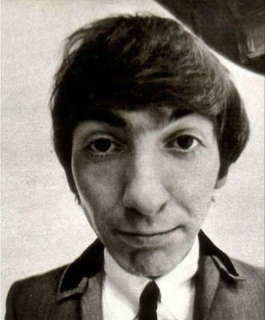 Los Beatles en tu puerta