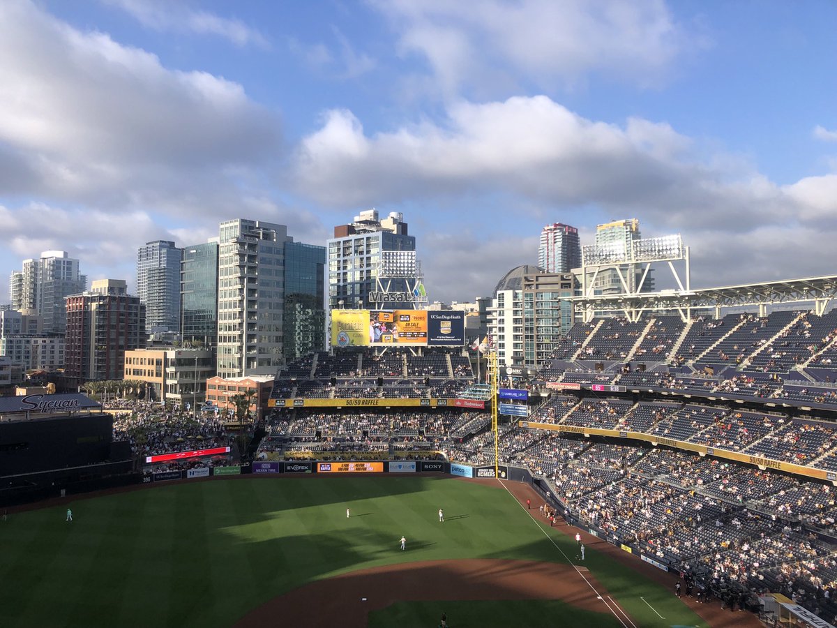 Partly cloudy and 65 degrees at Petco tonight before the Padres face the Yankees. #CAwx #sandiegoweather #Padres #Yankees