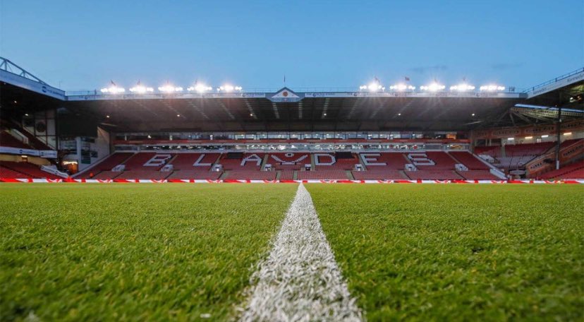 tombarney229's tweet photo. Bramall Lane tomorrow with @BscpgceTom and Lee Kendrick for the biggest game there this season 😋 All in aid of @thesheff1000 Thanks to Paul Gosney and David Slater for organising, the folks at Veezu for sponsoring and @mrdanwalker for knowing a good ref when he sees one 🤣⚽️🟥🟨 https://t.co/9Ewj3wvqTR