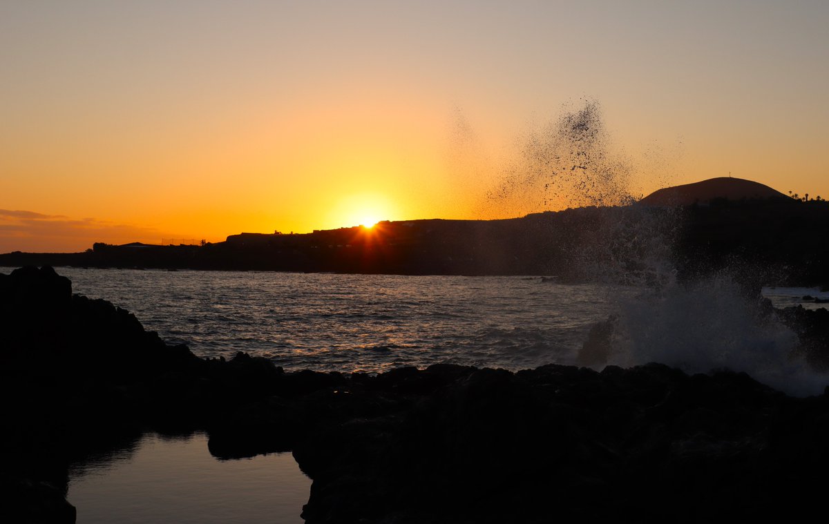 Buen día. Encontrando miradas calladas al amanecer… Buenavista del Norte, TF…