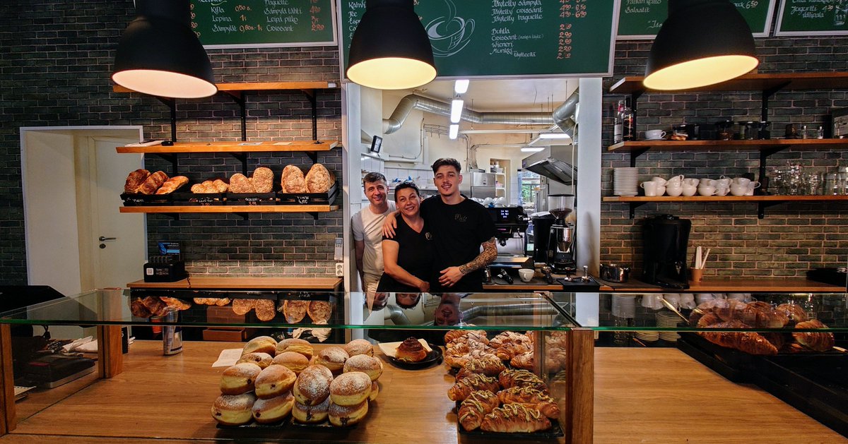 Meli Cafe & Bakery, Helsinginkatu 11.

Perheyritys, jossa asiakas on aina ykkönen ja asiakaspalvelu huomioivaa, selkeää, yksilöllistä, keskustelevaa ja iloista.

#aamukahvi ☕