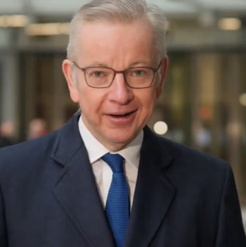 This ghoul has done more to damage the UK than any other #Tory politician, & rather than allow us to witness his humiliation on 4th July he's running...running away with suitcases full of our cash. I hate them, I hate what they've done to our country. Get them gone #MichaelGove