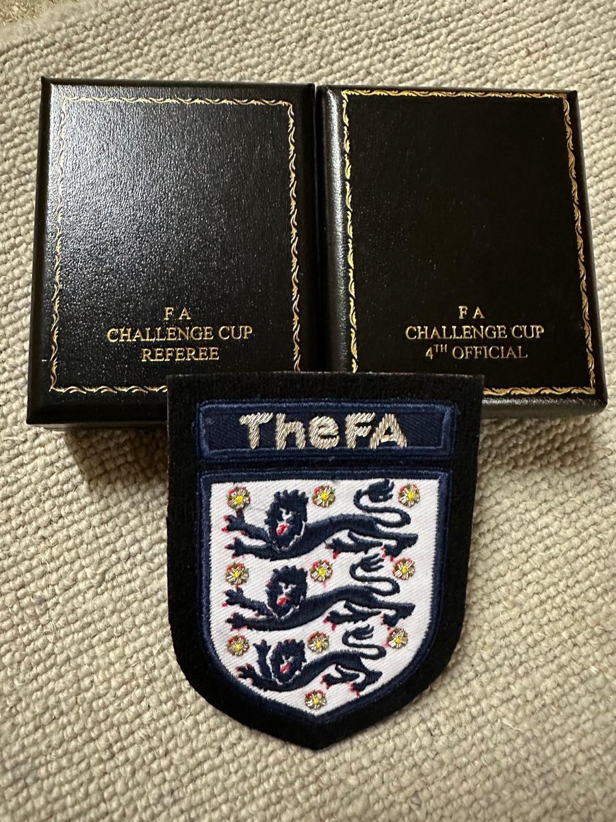 So many wonderful memories of the @EmiratesFACup from watching it as a kid to refereeing a final 🏆 @FA #FAcup