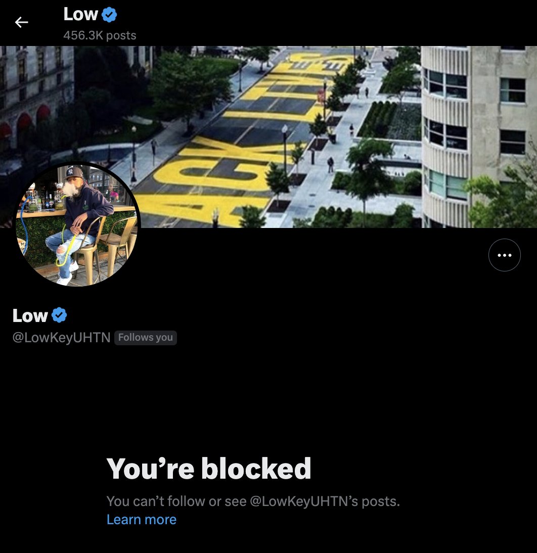 Blahsquiat145's tweet image. @oldmanebro And there you have it Bruv. 
😂😂😂😂😂

CC: @dopeboySHAKE @nahright @theblogera @OTHERtone @AppleMusic @DussePalooza @DusseCognac @AmDiddy @Eminem @JoeBudden @RapRadar @bdotTM @itsthereal @ciphasounds @Rosenbergradio @HOT97 @angelayee @Shade45 

#TheBlogEra