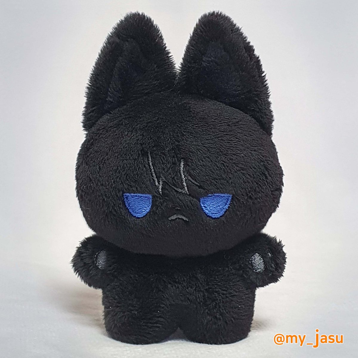 <인형 커미션>
1개부터 주문가능합니다! 😊 

주문안내: link.inpock.co.kr/myjasu
문의환영! 감사합니다❤️ 

#5cm인형 #10cm인형 #10센치인형  #동물인형  #10깅 #소량제작 #10cm인형커미션 #솜깅 #솜인형 #인형커미션 #인형제작 #10cm인형제작 #자캐인형 #무속성인형 #커스텀인형 #개인제작 #주문제작