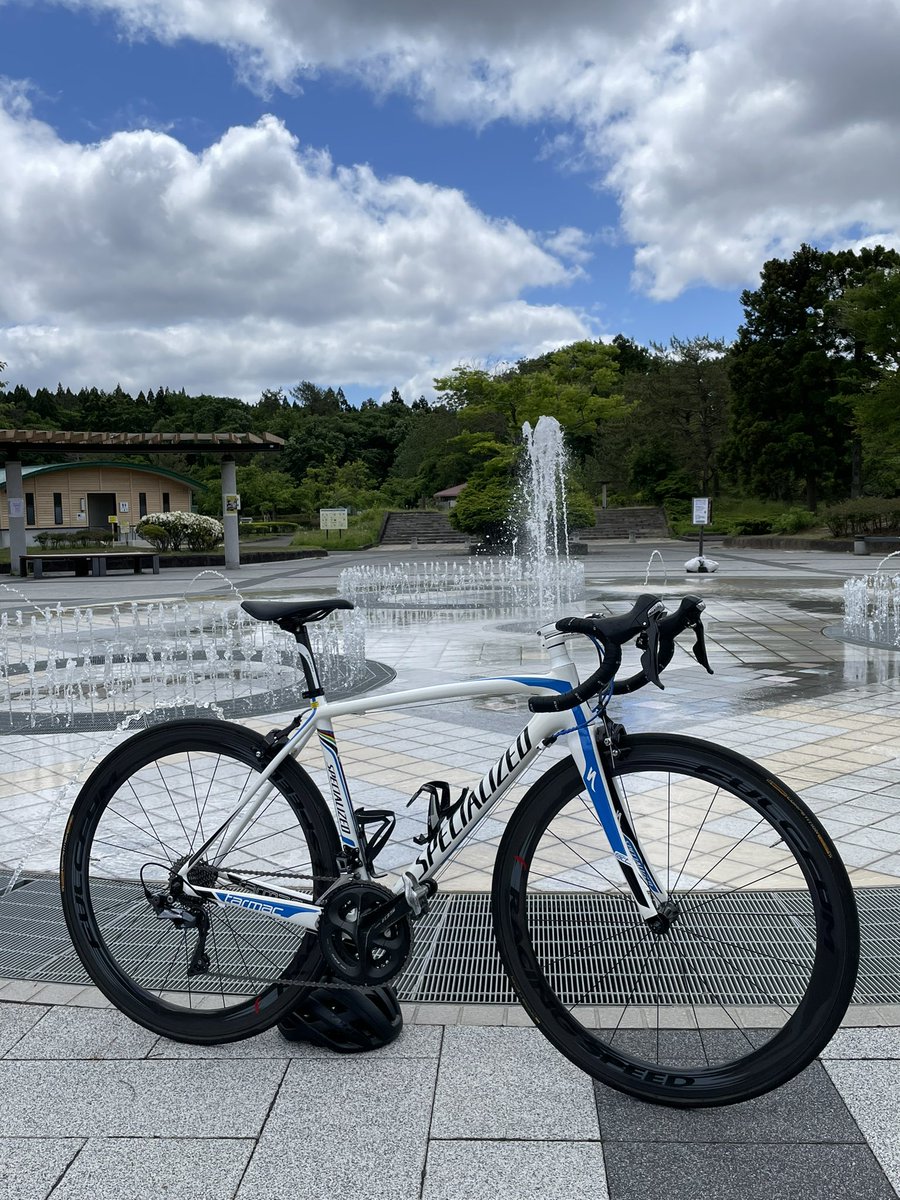 KShi0404's tweet photo. KRU→フルクラムレーシングスピード　ダークラベル https://t.co/fKSpLxU2F2