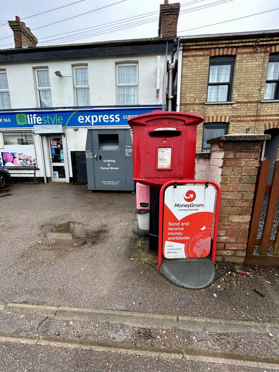 #PostboxSaturday Willington, Beds