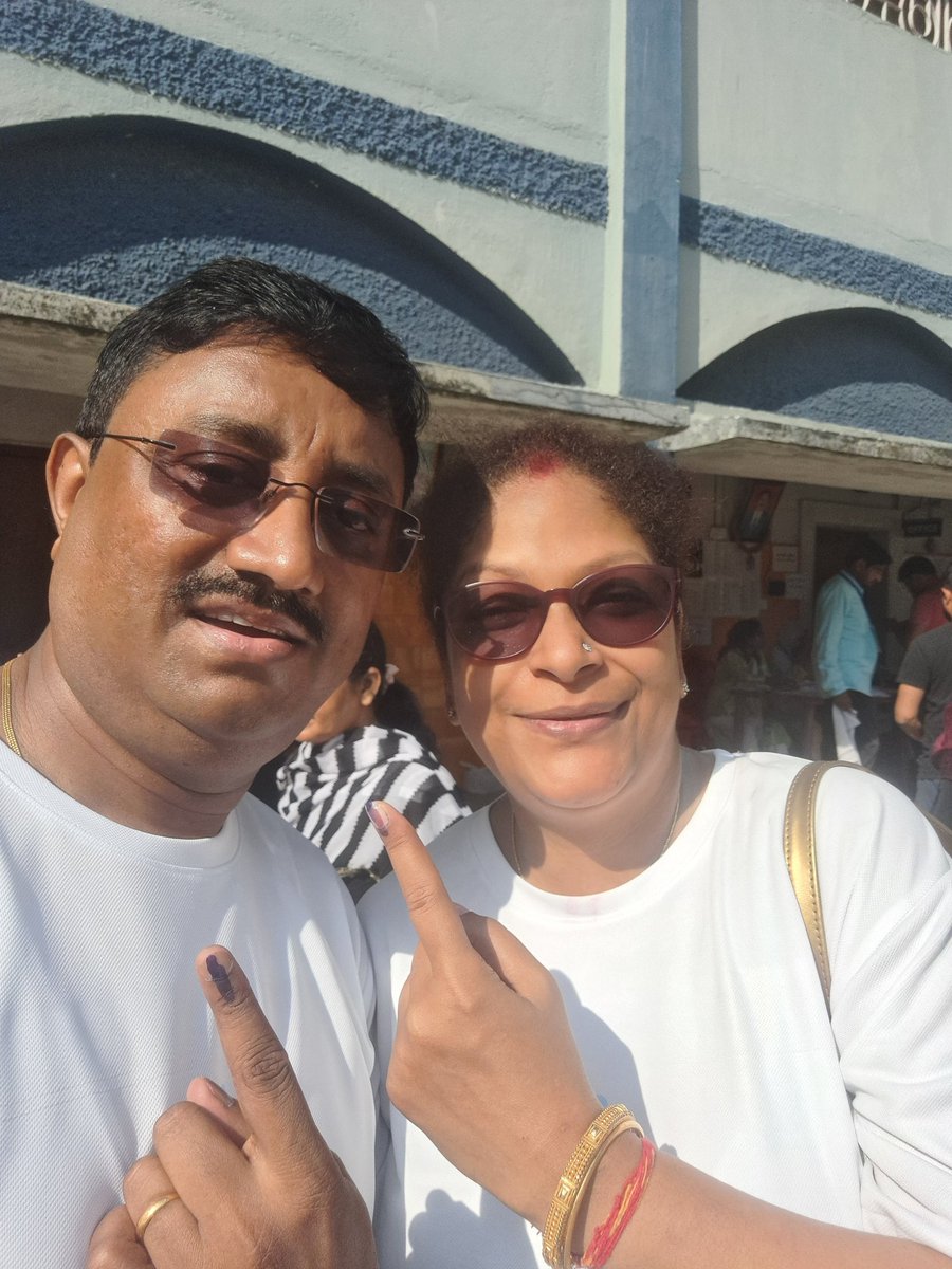 afy01's tweet photo. We did it. #GoVote https://t.co/JJcUDZ76qM