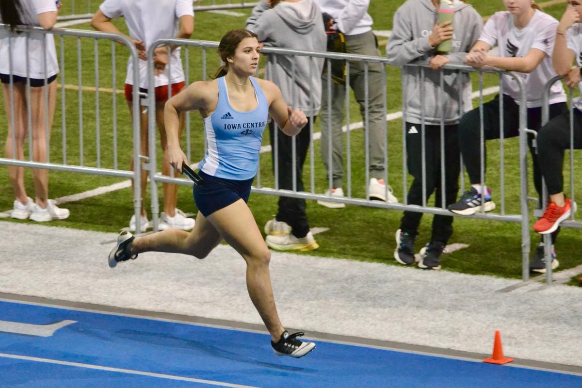 Amazing accomplishments from dual-sport student-athlete, Landry McCoid, who was named Co-ICCAC Female Student-Athlete of the Year! In and out of the classroom, Landry is the perfect example of doing things #TheTritonWay! 🔱 #TritonNation #TritonsStandTall #TritonExperience