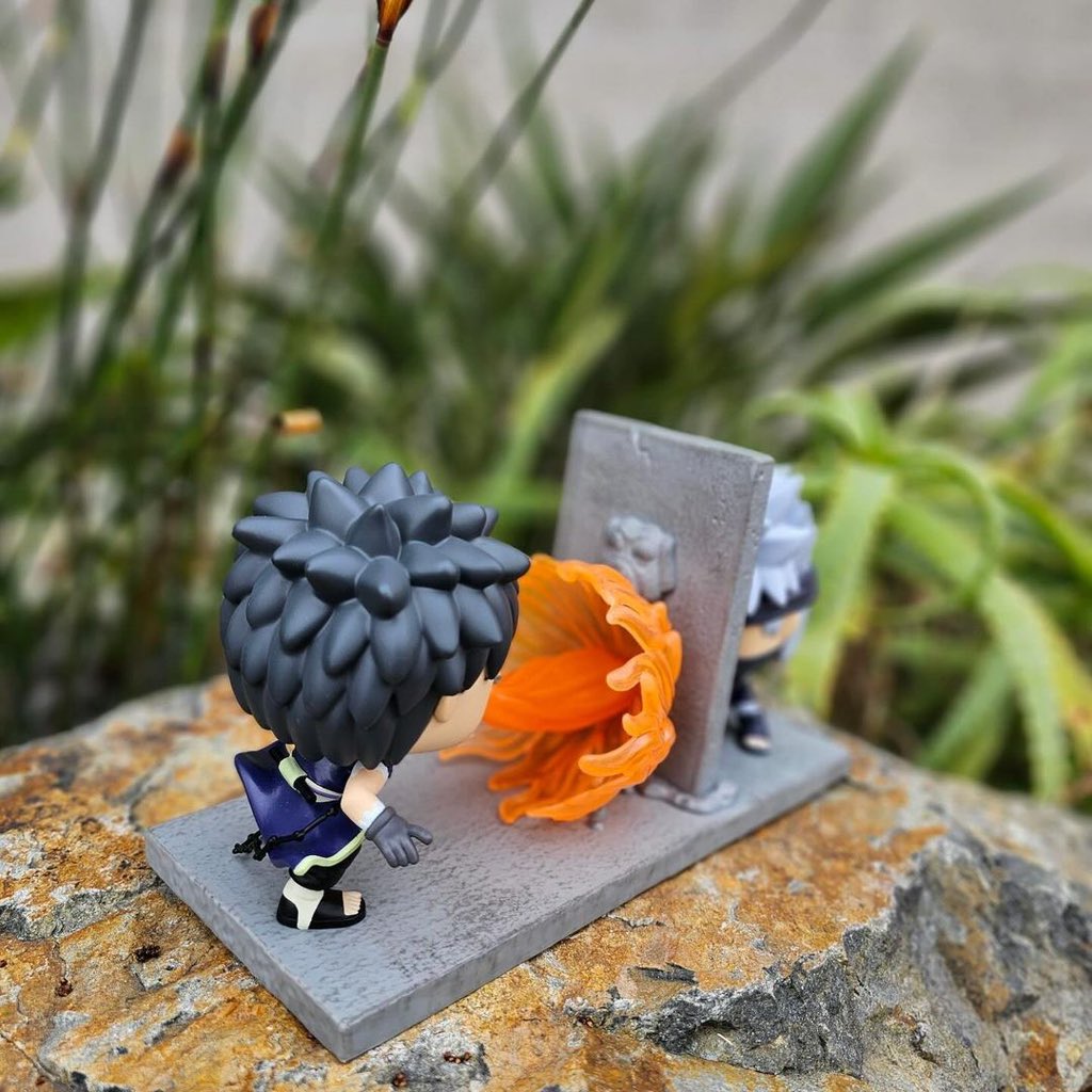 Kakashi vs. Obito Pop Moment! 📸: @boxlunchcerritos #Funko #Naruto #Kakashi #Obito