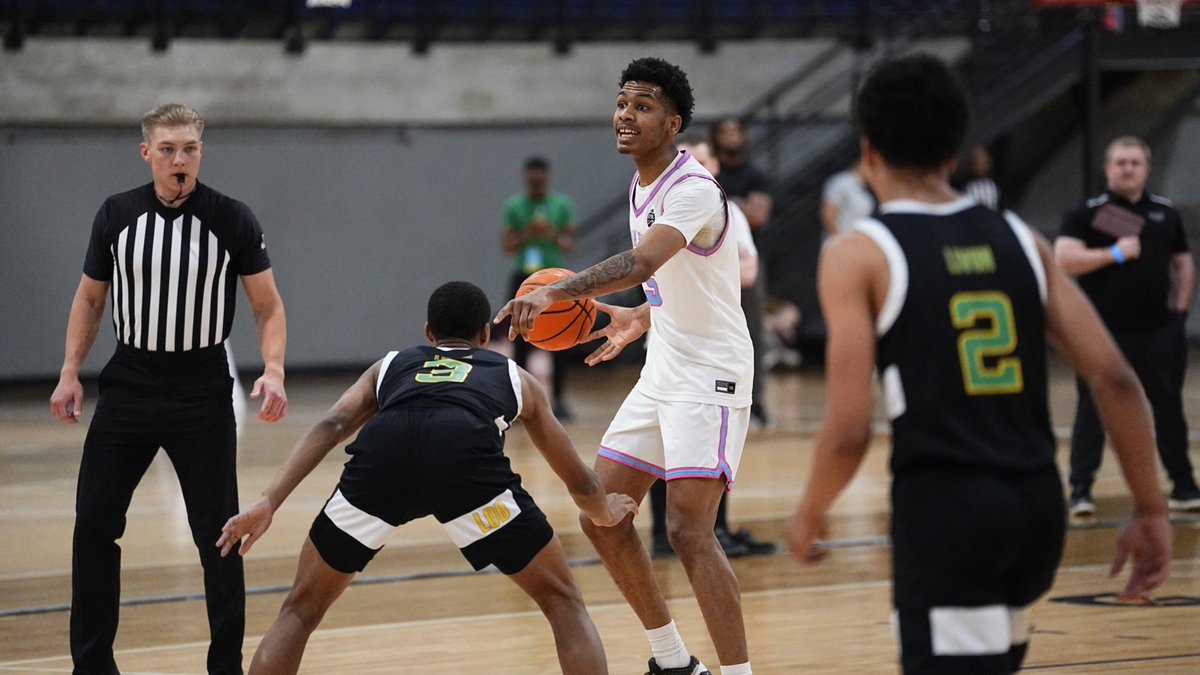 Friday EYBL Standouts

Corbin Allen - 2025
Keyshaun Tillery - 2025
Imahri Wooten - 2026
Davion Hannah - 2025
Jalen Wilson - 2025
Myles Herro - 2025
Jahsiah Jervis - 2026
Dylan Mingo - 2026
Camare Young - 2026
Vaughn Karvala- 2026
Christian Gibson - 2026
Deuce Burkes - 2026
Amare