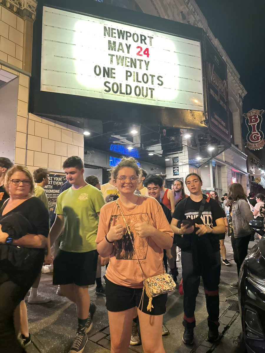 rubyinthetrees's tweet image. I have died and been reborn in Columbus Ohio. Concert stuff to come but have this sweaty after show pic for now