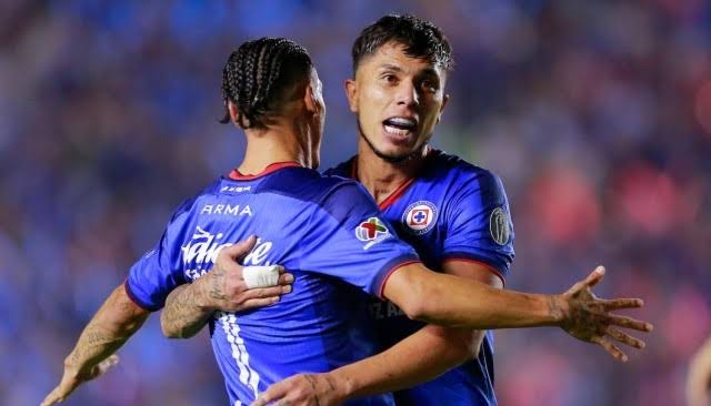 Para los hombres es imposible —aclaró Jesús, mirándolos fijamente—, mas para Dios todo es posible.
(Mateo 19:26) 🙏💙🏆🪬🚂 <a href="/AntunaUriel/">Uriel Antuna</a>
<a href="/Csalcedojr/">Carlos Salcedo</a>
Bendiciones