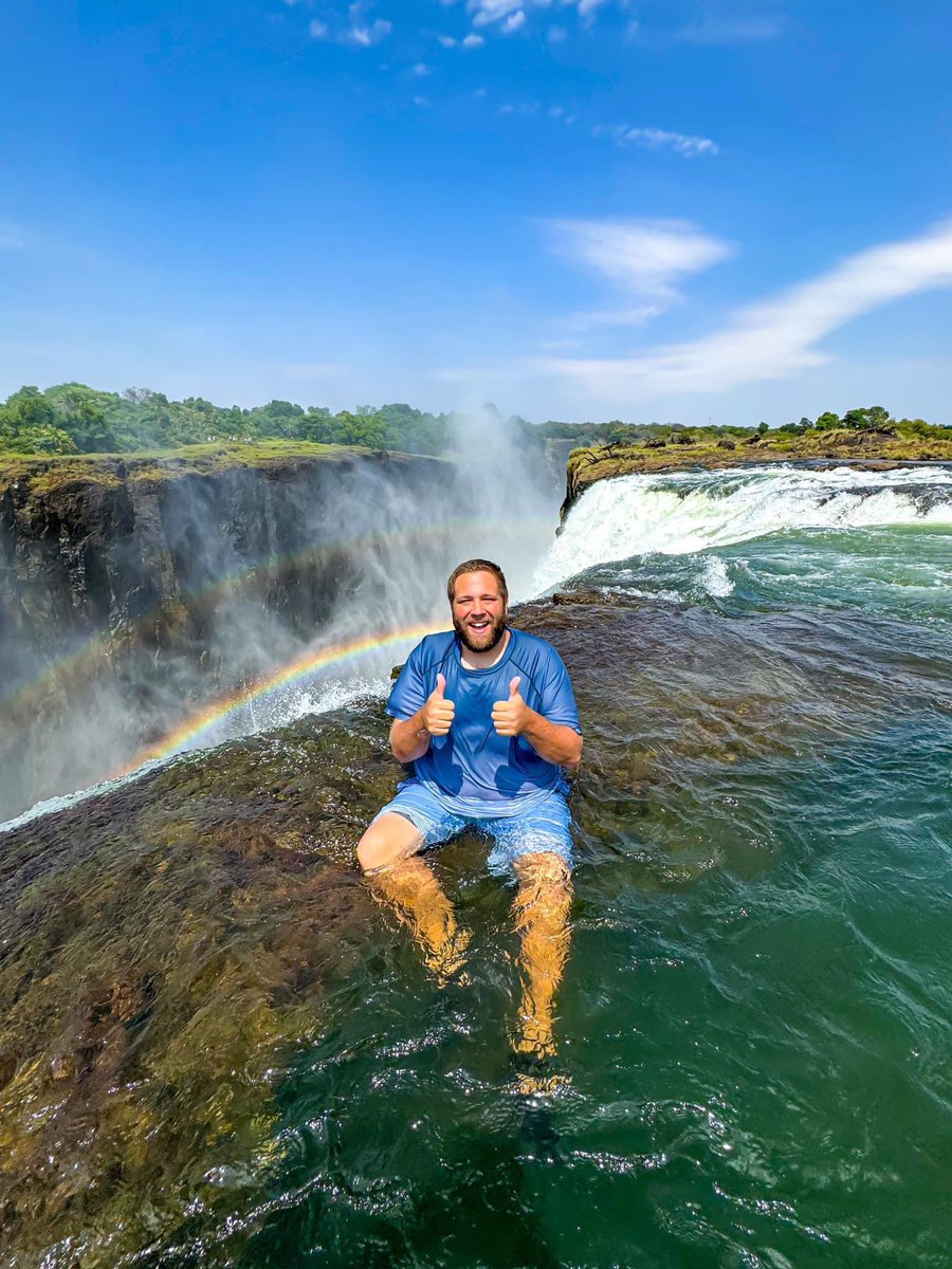 Jakes in Iceland 🇮🇸 tweet media