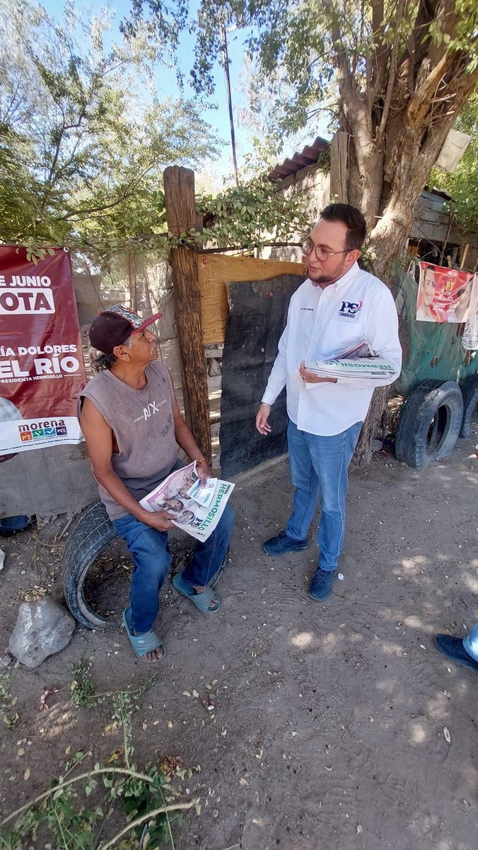 CesarCamacho24's tweet photo. Continuamos nuestro recorrido escuchando las voces de quienes más lo necesitan. Sus inquietudes y propuestas son fundamentales para construir un futuro mejor para todos. Nuestro compromiso es trabajar incansablemente para atender y resolver las problemáticas que nos comparten. https://t.co/Uln5nS3LtS