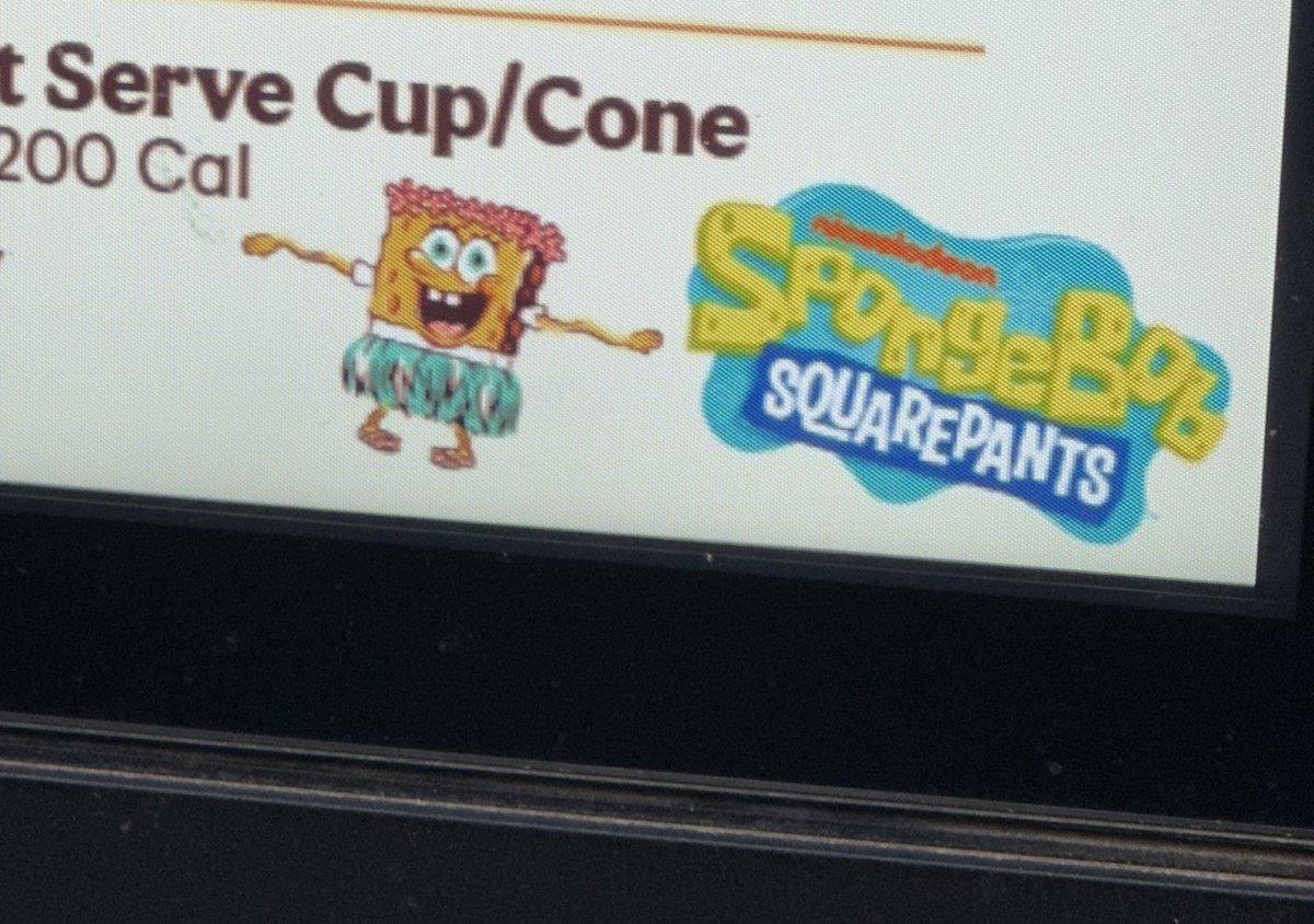 PausedSponge's tweet photo. REMINDER: THESE SPONGEBOB TIKI CUPS ARE AT BURGER KING RIGHT NOW https://t.co/hv6cXMDaNN