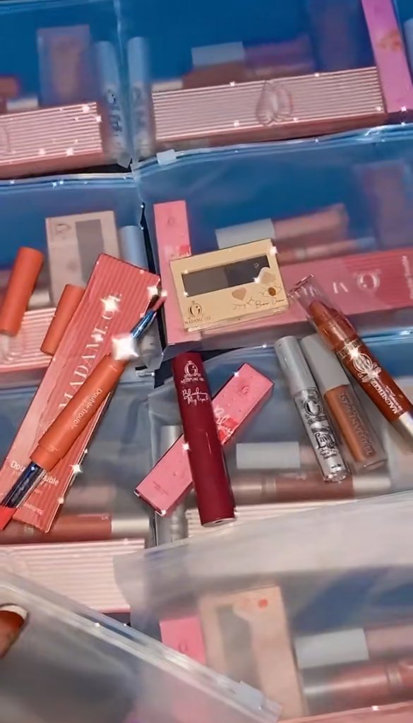 xyzagurls tweet media