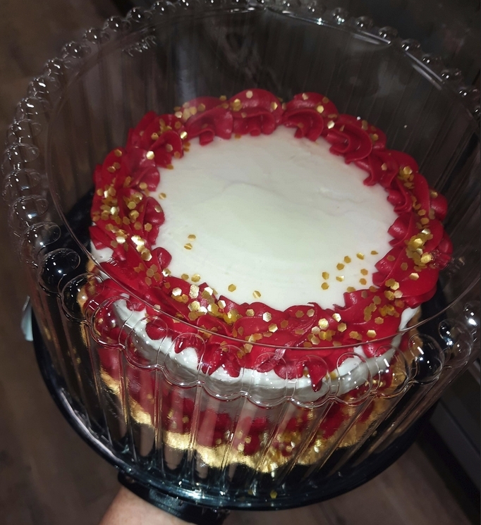 SaucyKitton's tweet photo. Today was my birthday! I got a cake and did my nails in Ishimaru color scheme! 💟 https://t.co/3Fzk1vnITB