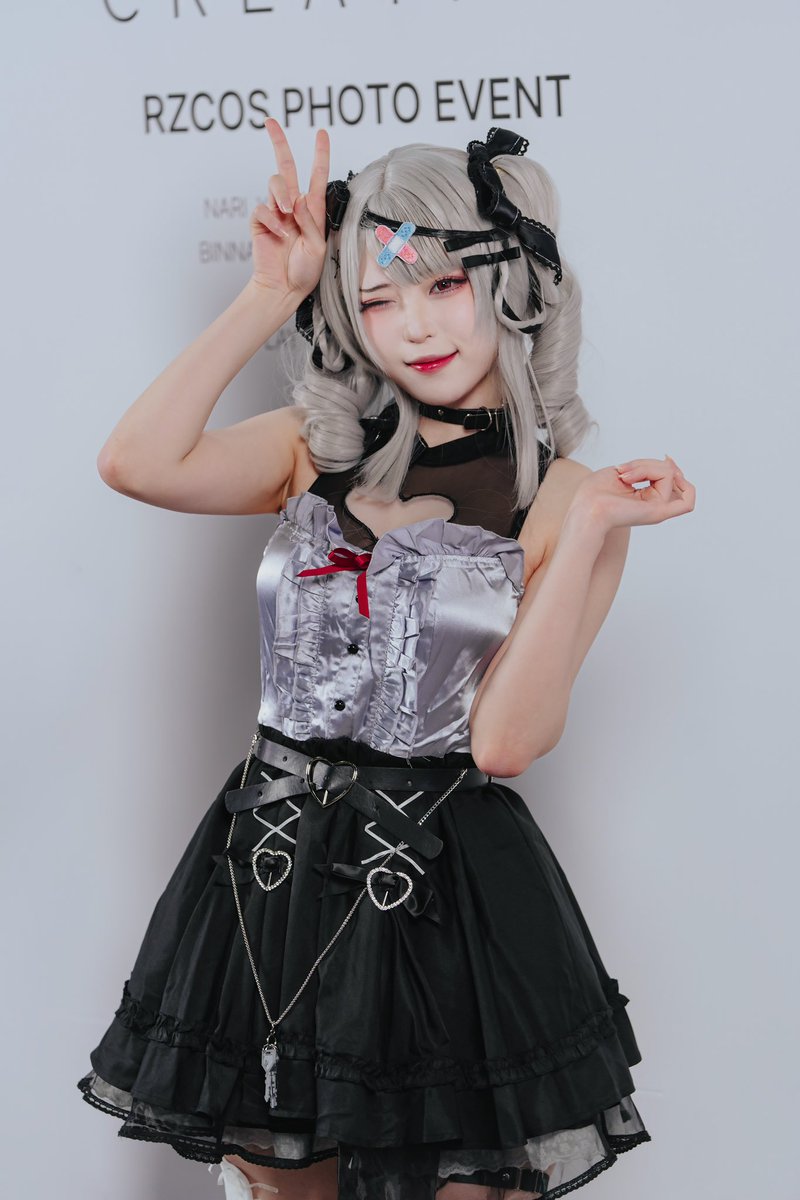 화보집은 꼭 3번 이상 보는걸로!!

@siru_0207  #시루 #시루님 #코스어
#코스프레 #모델 #cosplay 
#홀로라이브 #사카마타클로에
#2024 #playx4 #행사사진 #스냅촬영 #컨셉사진
#hololive #rzcos #zencreative #model https://t.co/ryZNmTXLrM