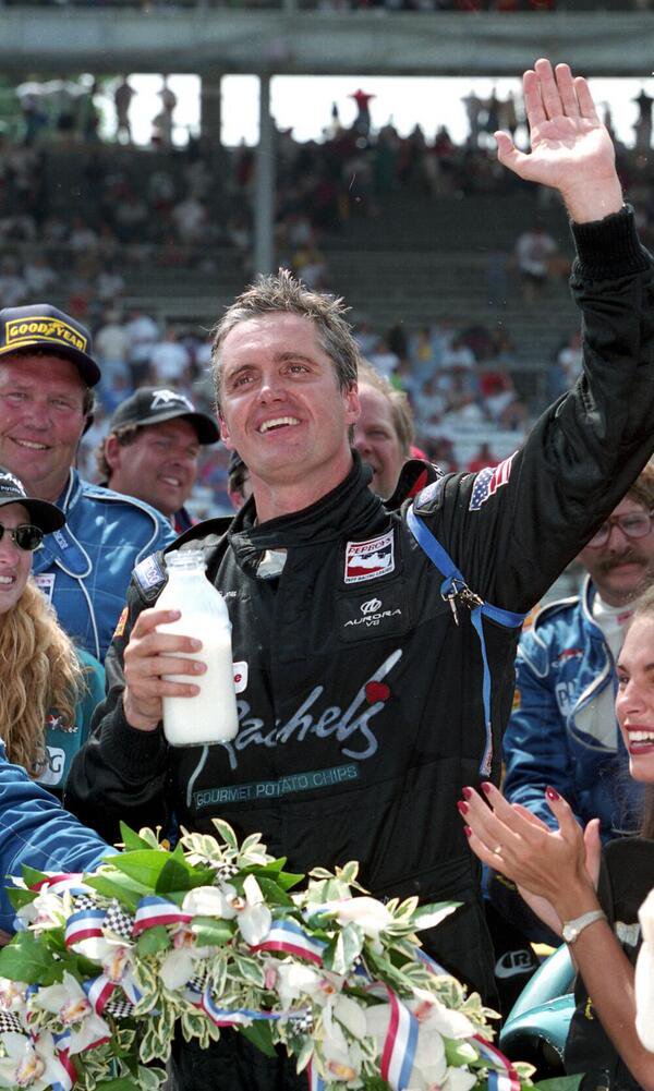 HoursofRacing's tweet photo. On this day in 1998, @eddiecheeverF1 won the Indianapolis 500 #Indy500 #Indianapolis500 https://t.co/q8pH8hmk4R