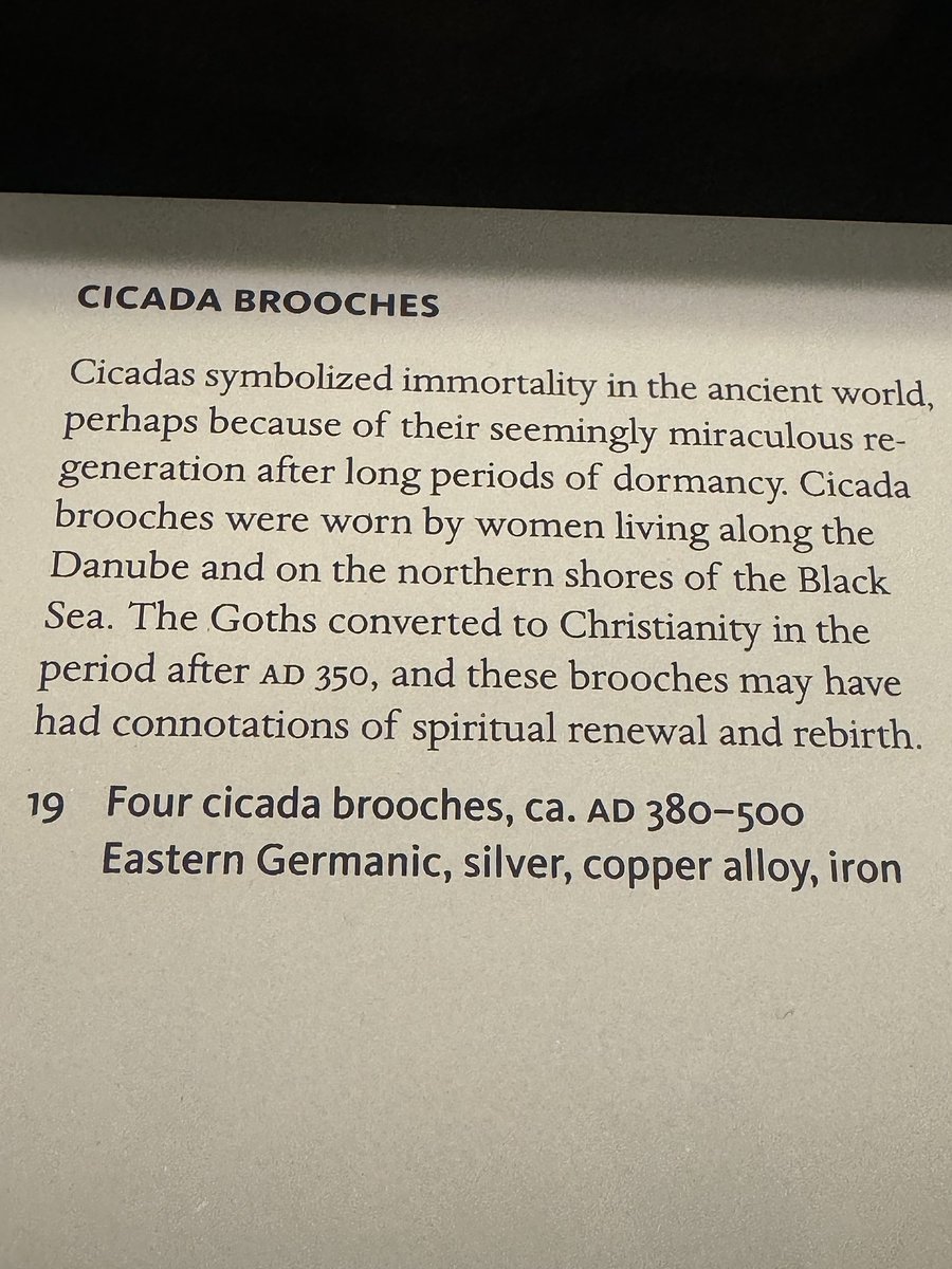 For #FashionFriday here are some perfect brooches to celebrate the great #cicada emergence of 2024 🎉

Four #cicada brooches, Eastern Germanic, c. 380-500 CE
silver, copper alloy, iron
@MorganLibrary display

“CICADA BROOCHES
Cicadas symbolized immortality in the ancient world,