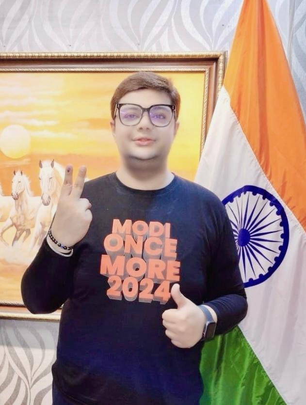 Cast my #vote 🗳️ in New Delhi, today🇮🇳! Confident our young minds will vote for a stable, experienced and decisive Government that has a vision for the nation🥇. @narendramodi @PMOIndia @BJP4India @BJP4Delhi #Modi4PM2024 #ModiForIndia #NarendraModi #ModiAgainIn2024