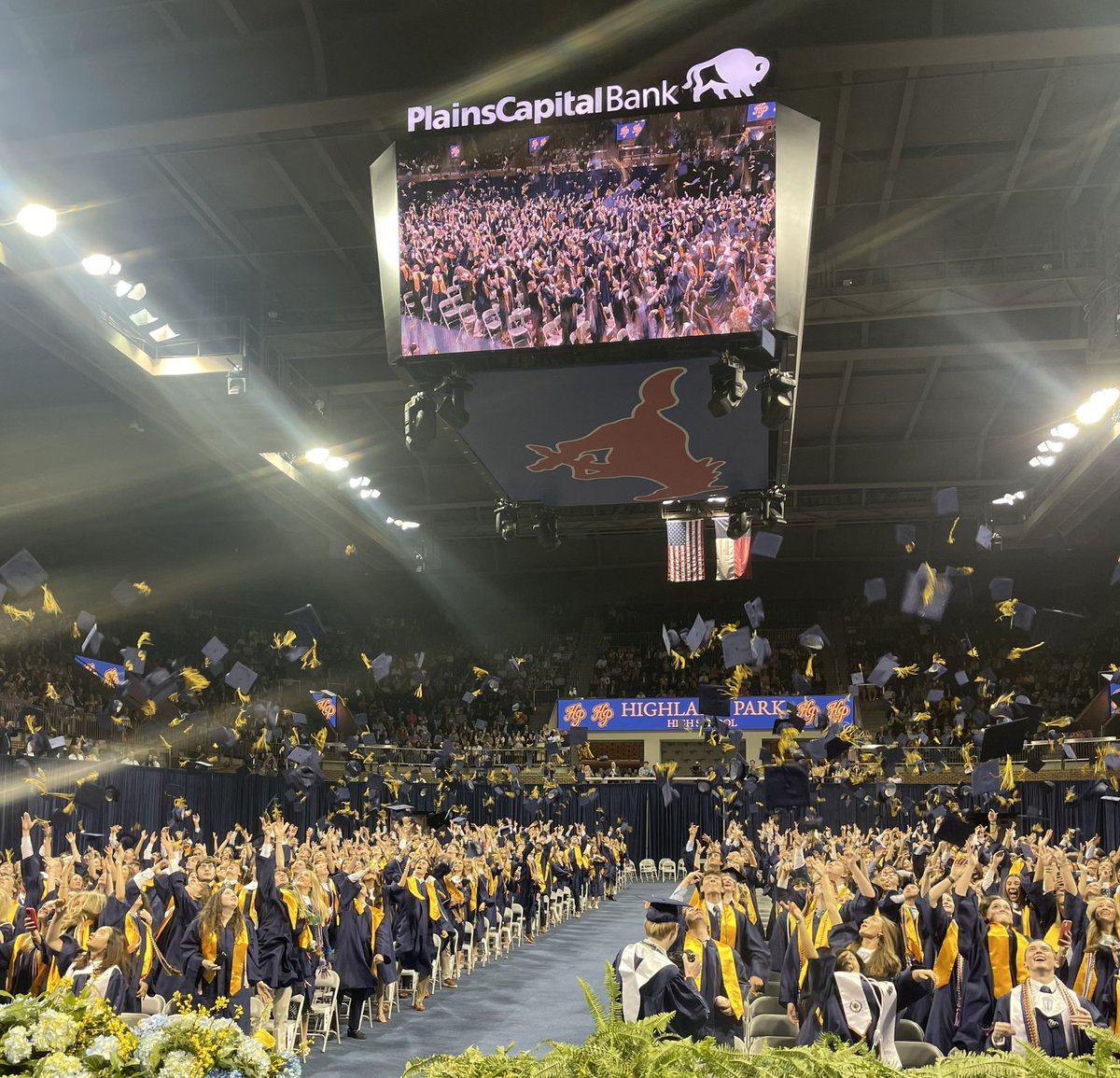 DrRockwood's tweet image. Congratulations Class of 2024! 🎓🎉 #HPISD