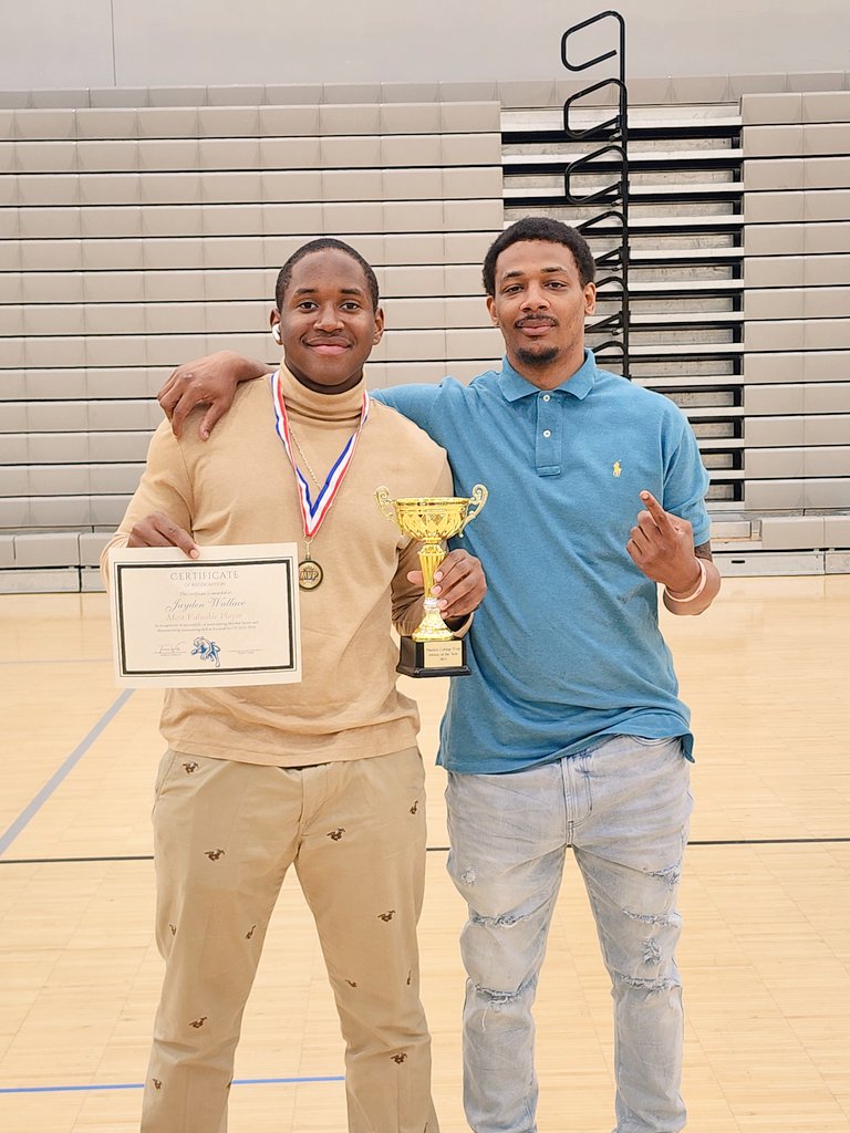 d1jaydenwallace's tweet photo. God is Amazing. Today, was @BeNobleMuchin's 2023 &amp; 2024 sports banquet. I was shocked, but humbly accepted the 2024 Football MVP award &amp; Muchin Athlete of the year award. It has been an incredible year. As camp season begins, I pray each coach sees my discipline &amp; dedication🙏🏾 https://t.co/7dEV1aycjd