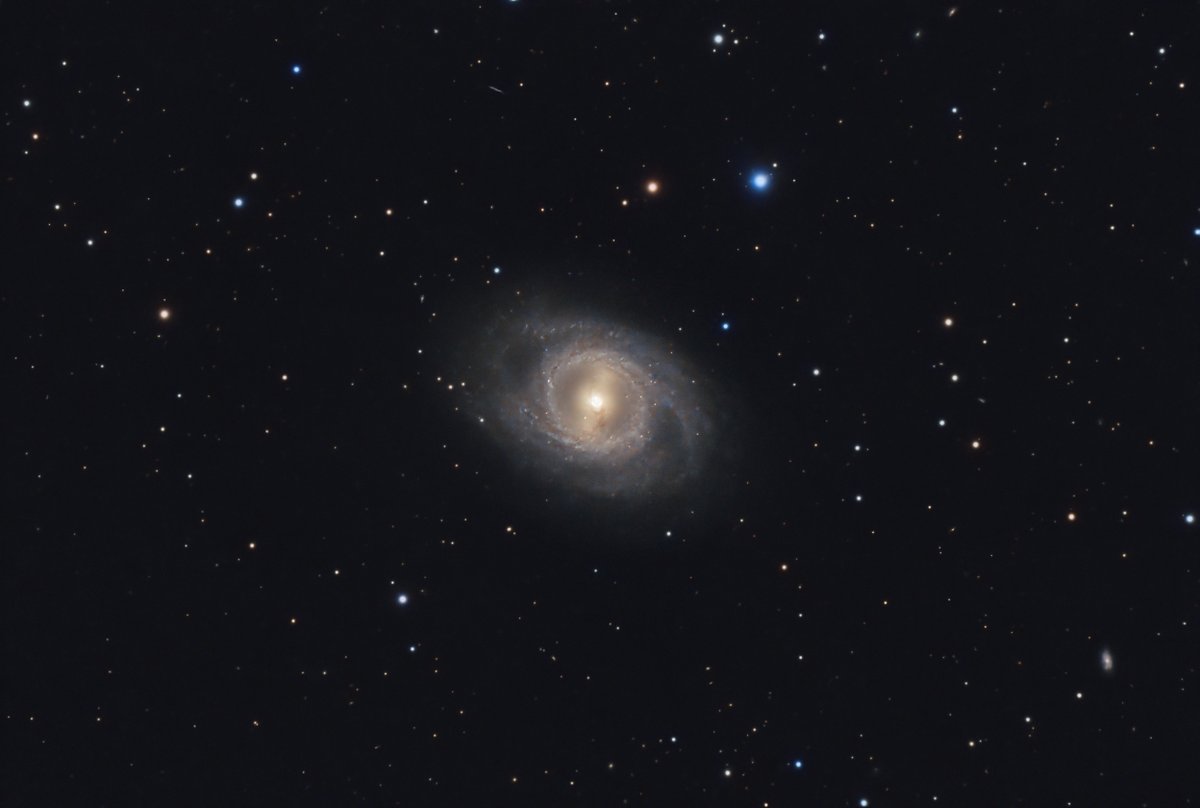 Messier 95 (2024)
This is my latest version of Messier 95, the previous version is from five years ago. M95 or NGC 3351 is a barred spiral galaxy approximately 38 million light-years away and 70,000 ly across making it about half the size of our own Milky Way.