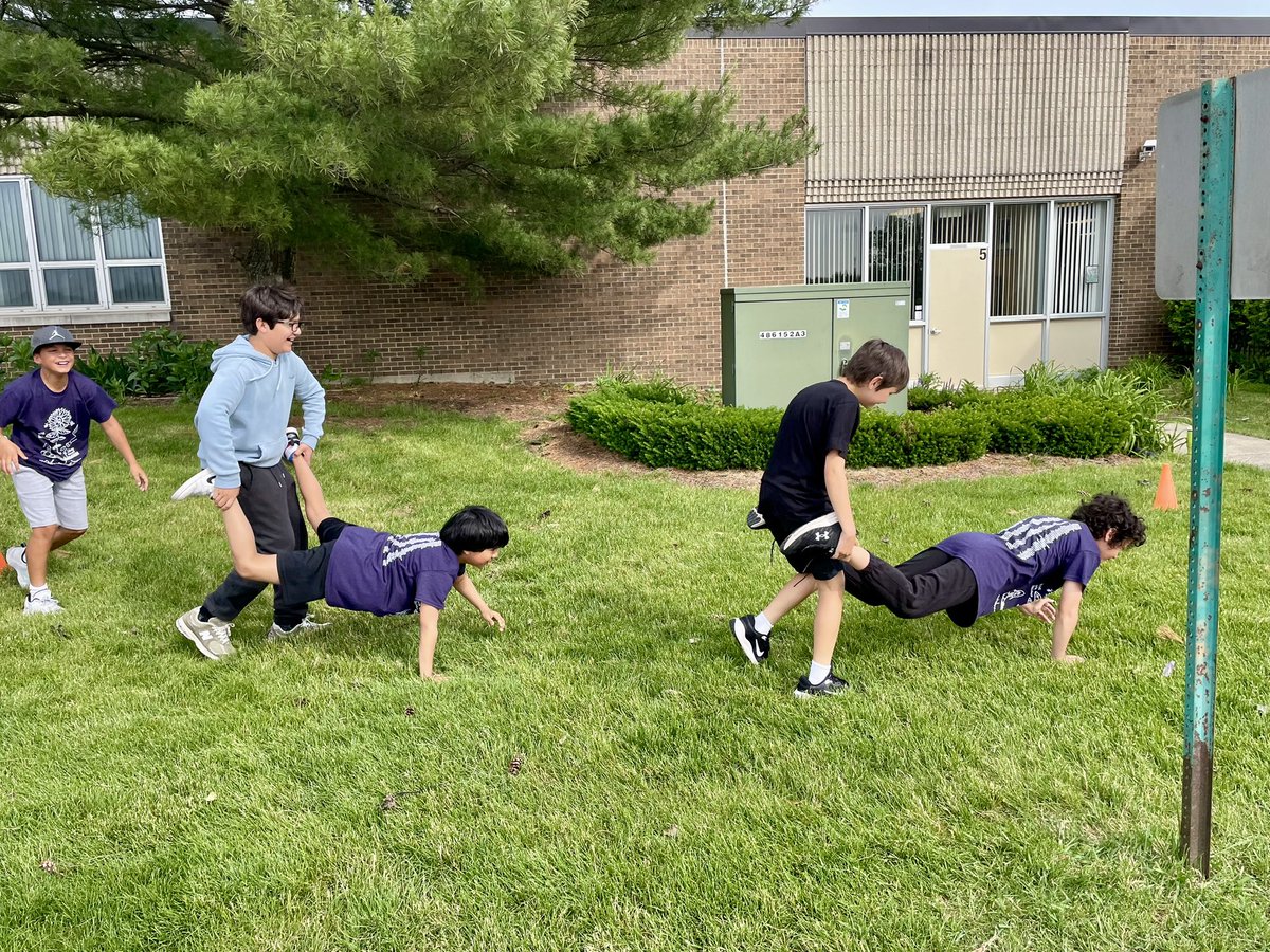 More Field Day fun for 5th grade! <a href="/Liberty_D135/">Liberty School</a>