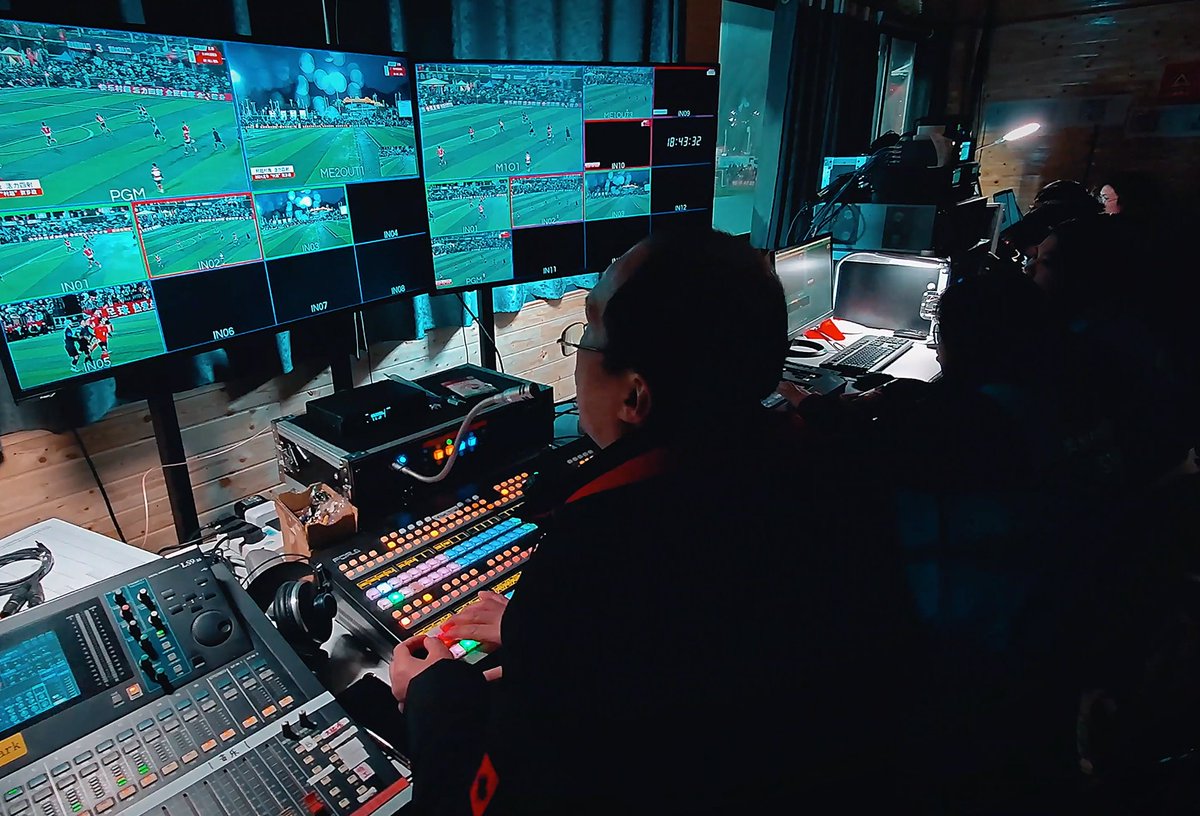 LiveinGuizhou's tweet photo. The laid-back lifestyle of Rongjiang has become his sanctuary, and his taste has evolved from Hong Kong-style morning tea to beef noodles without chili, making him feel increasingly like a native of Guizhou.
#OurArena #GrassrootsSports #BehindTheScenes https://t.co/0sIs0jPUdR