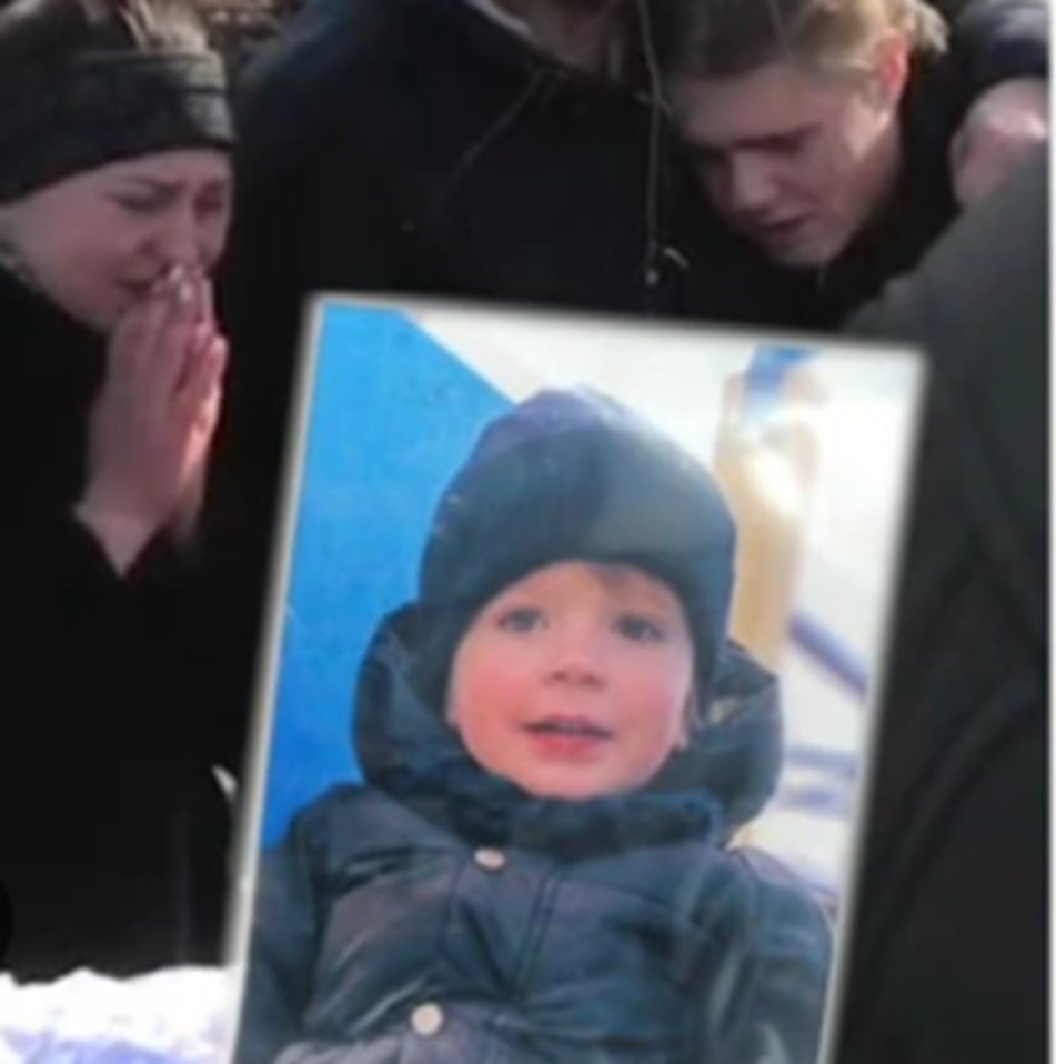 Nous sommes le 22 mai 2024 et la Russie🇷🇺continue d'exterminer le peuple ukrainien. 

L'armée 🇷🇺, sur ordre de Poutine, assassine des enfants uniquement parce qu'ils sont ukrainiens.  #NurembergForPutin 

Stepan Shpak, 2 ans tué par l'armée russe le 17 mars 2022 près de Kyiv