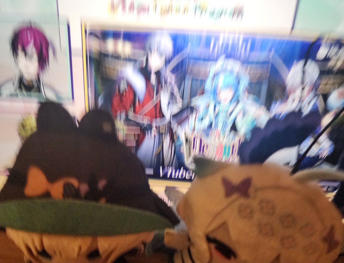 I had so much fun watching the debuts with babu!! Otsu denauth!! It was so entertaining, babu and I are glued to the screen the whole time ✨️💳🌪🫖✨️