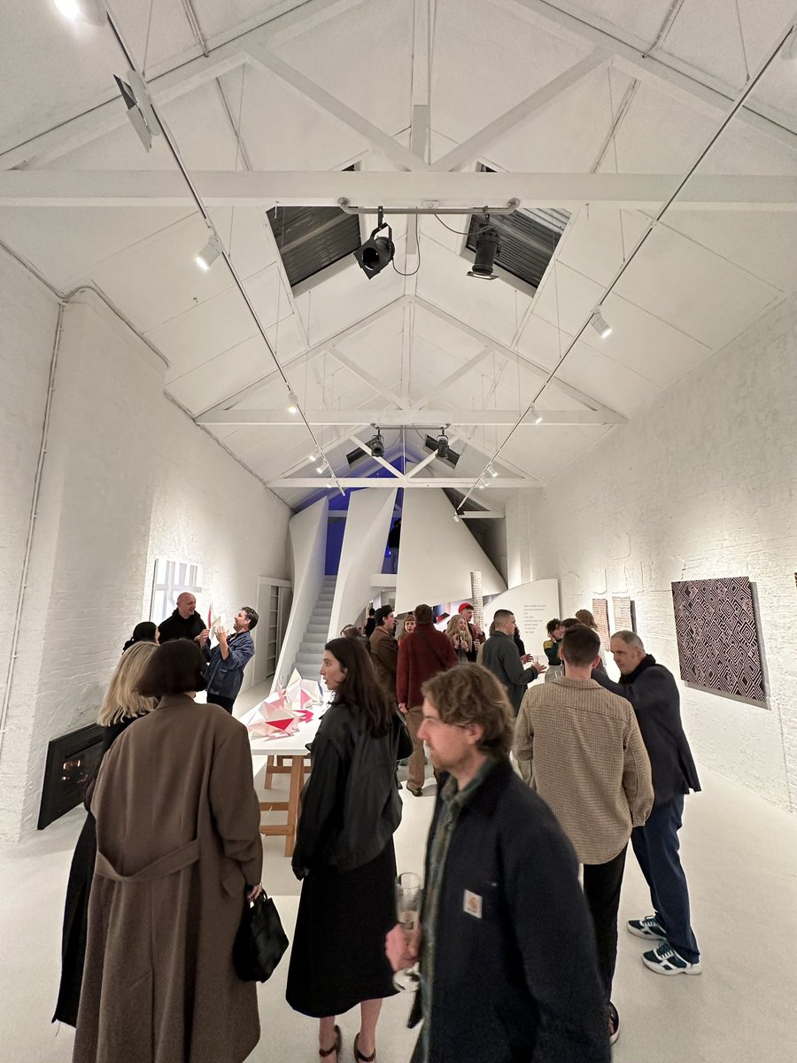 richardking1969's tweet photo. Great bumping into old friends at Magma galleries last night. A fun night. #magmagalleries #melbournedesignweek #art #melbourne https://t.co/FfL5jNvBt7